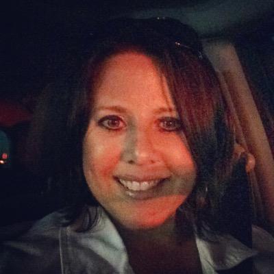 MichelleSchofi7's profile picture. 