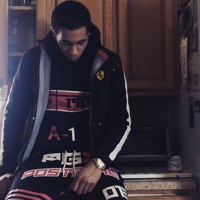 Artist, Rapper, Queens, N.Y., Instagram @roswell_11434