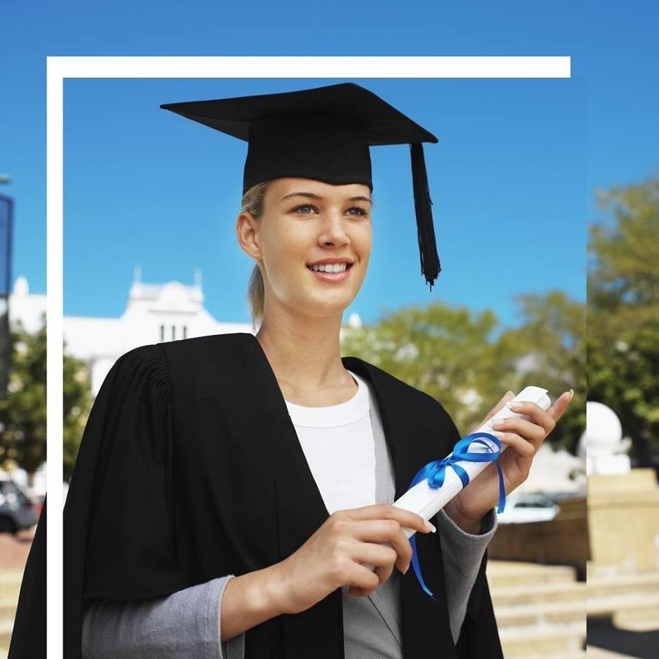 thietkewebhuyho's profile picture. 