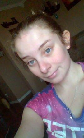 16,silly,funny,love my friends, love to sing, love to be dorky