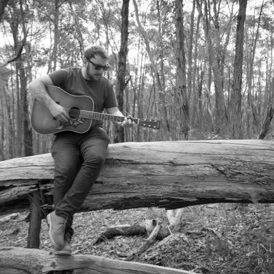 Singer - songwriter - bandcamp/aidlewis