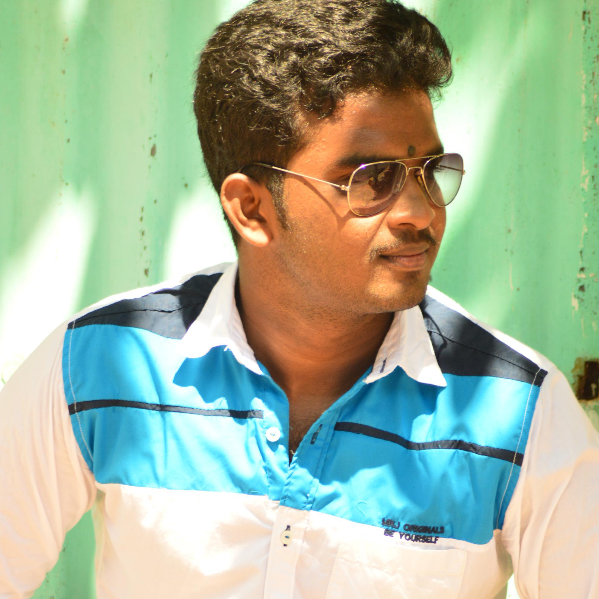 ashokar_ar's profile picture. 