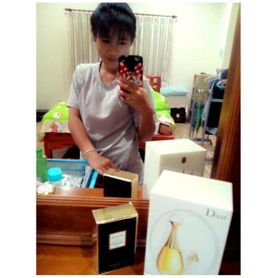 Learn: KW.sc.
FB: sudarat kumsinpan
ID: noeyy31 
BD: 31oct 1997
I still miss her always
thank follow me and like my pic's