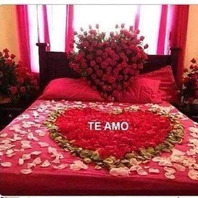 Chicago: ♥シ♥❤ A cayados Tus Susurros Con Mis Besos Te Ame Intensamente And Not Somos Los Únicos Enamorados Sólo Creemos Que Es Así.❤ 
AMA, PERDONA Y OLVIDA.