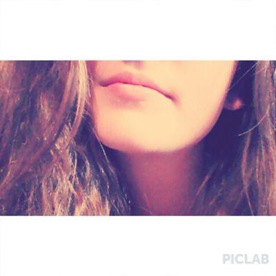 uma_portuguesa7's profile picture. Caroline | 17ans #TeamPortugal #TeamCR7