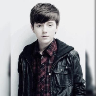 Follow @SlayGreysonSlay
