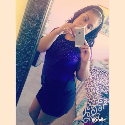 soy un chava de 19  años k e vivido muchas cosas buenas y malas e tropesado pero e podido levantarme  y nada podra kitarme esta sonrisa k siempre traigo