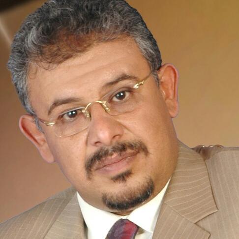 ‏‏ناشط يمني ... يسعى لرفع راية اليمن اعلى القمم