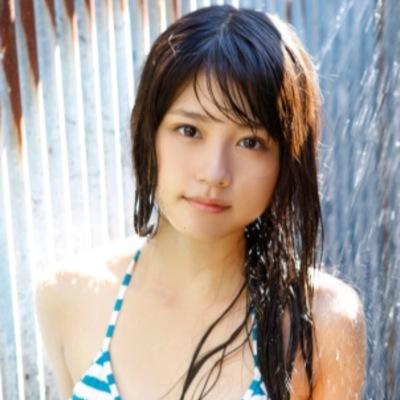 京都大学志望。官僚目指してます。オススメの参考書とか、オススメ勉強法とか情報交換しましょう。四月から部活やりながら8時間勉強予定。