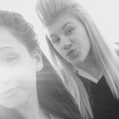 ChloeFarmer14's profile picture. 