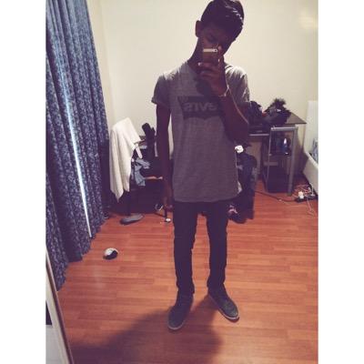 DulanSwift's profile picture. Baby I'm worth it. C'mon and give it to me Taylor. you know that I'm worth it.