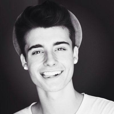 follow back please ❤