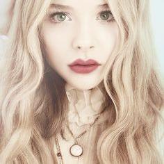 16 misterios. Ravenclaw. Cada vez que un niño ríe por primera vez, un hada nace; yo nací de igual forma. Tardes de café y libros. #FreeRol