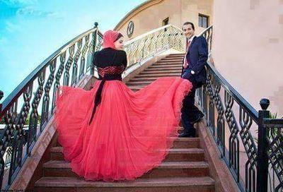 ‏قَد نَكتٌبْ آشيَآءْ وَنحن لآ نُطبقهآ لكننَآ عَلى آلأقَل آعتَرفنآ بِأنْ هَذآ هٌو آلصَوآبَ ..