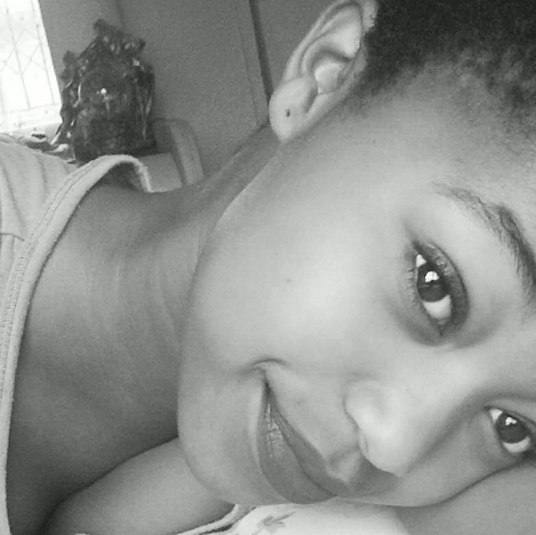 Realist•Guitarist•Hockey player•Gymnast• Bisexual•Model•Extrovert•Erykah Badu lover•2BCC48A3
