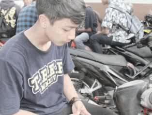 pin ask me via DM :D paling anti sama yg alay/ngondek/girly/sissy!!! anjeeenk!! haha.. lebay?? unfollow gue!! gak usah ribet :P looking for better one :)