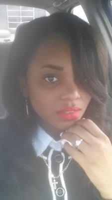 I am a Christian #1.* A singer, writer, actress, model and fun goofy teen.!!* I, and a Leader!* Love to be  Loved 3