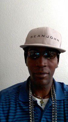 07d34ed38a32478's profile picture. l am song writer Music Band musician director actor model a man of many talents I work for casting360