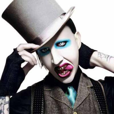 hi im william i m 16 i love bvb bullet for my valientine marilynmanson suicide silenceand whitechapel   i love video games and animie c: