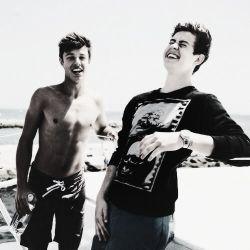 I JUST LOVE CAMERON DALLAS ... JUST ♡