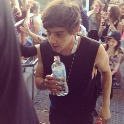 no longer using this acc.
Mariam, waverider & james follows.
Follow new acc @dreaminwithjai