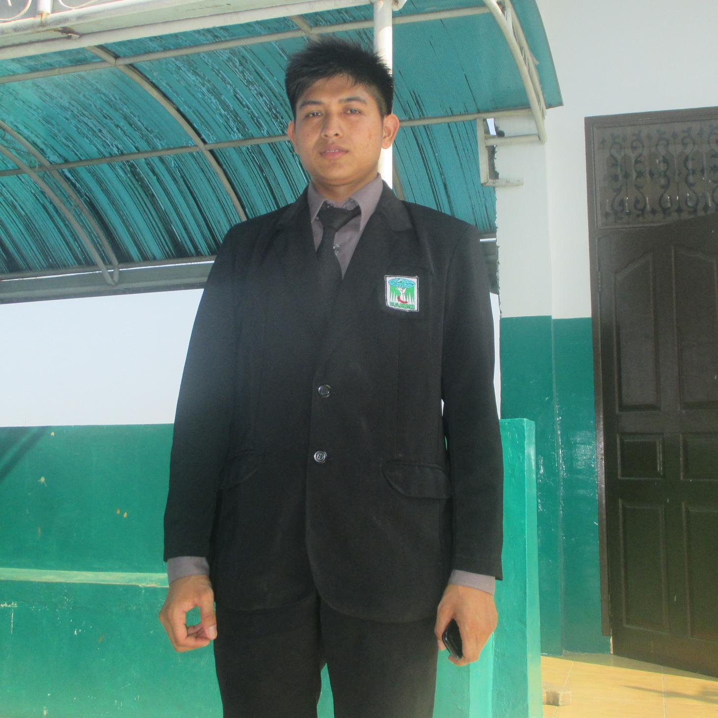 AbuMukminganten's profile picture. tetap libatkan allah dalam masalah.