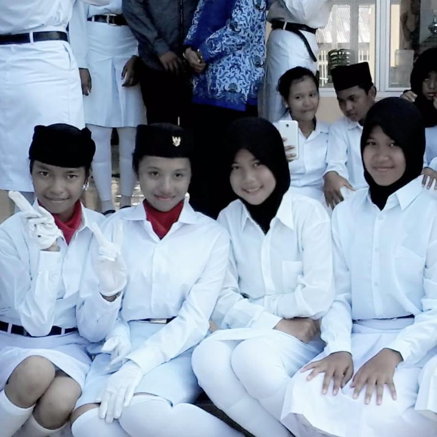 kawan pasti kau dan aku sama,sama punya takut, takut tuk mencoba dan gagal. tapi harus kita taklukan bersama melewati rintangan, yakini kamu tehebat dan pasti