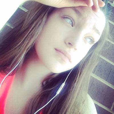 add me on everything 
snapchat-olivia1sofancy
follow me on instagram- its_olivia21