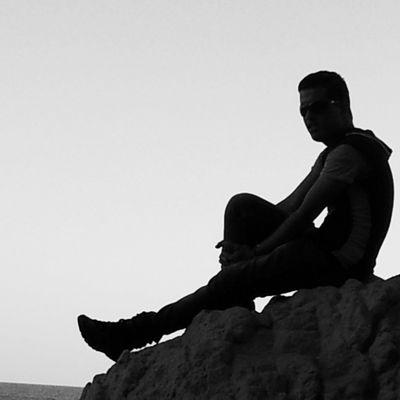 Ashraf_1245's profile picture. 