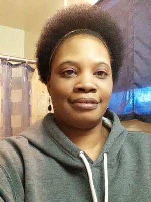 Mother of 4 beautiful children, grandmother of 3 beautiful girls. I am blessed and love life.