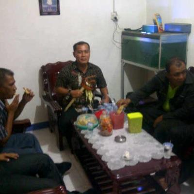 Travelinng, kulinner, dan peyayang keluarga