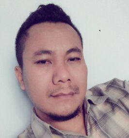 6ee92b37108d480's profile picture. 