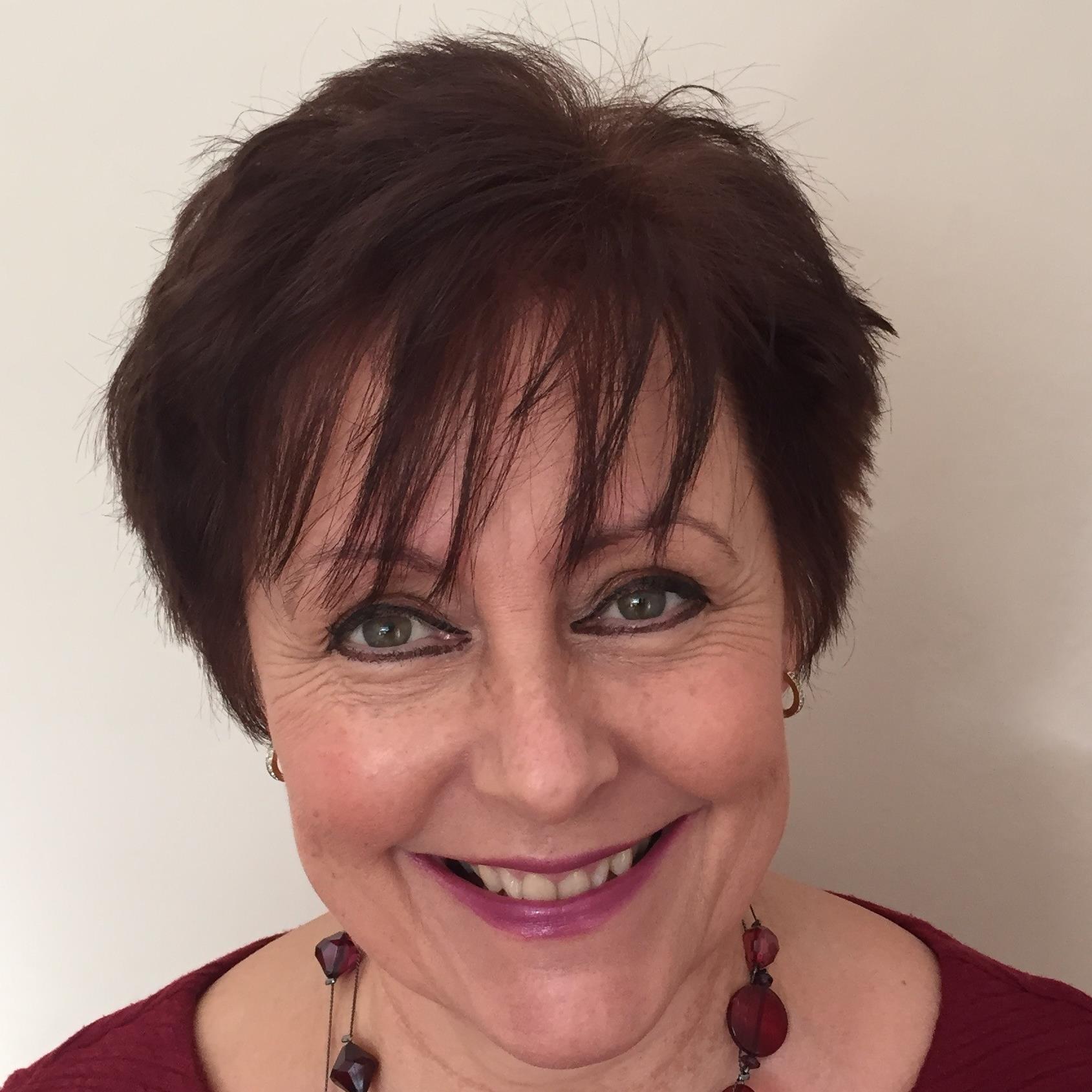Speech and Presentation Consultant – my specialisms are the voice and body language and helping you get over nerves.