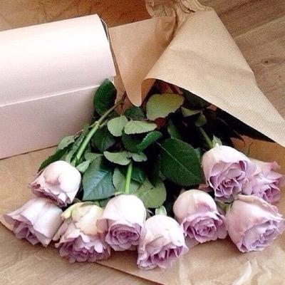سبحان الله وبحمده سبحان الله العظيم~~ اسـتغفر الله الـذي لا إلـه الا هو الحـي القيـوم واتوب اليـه