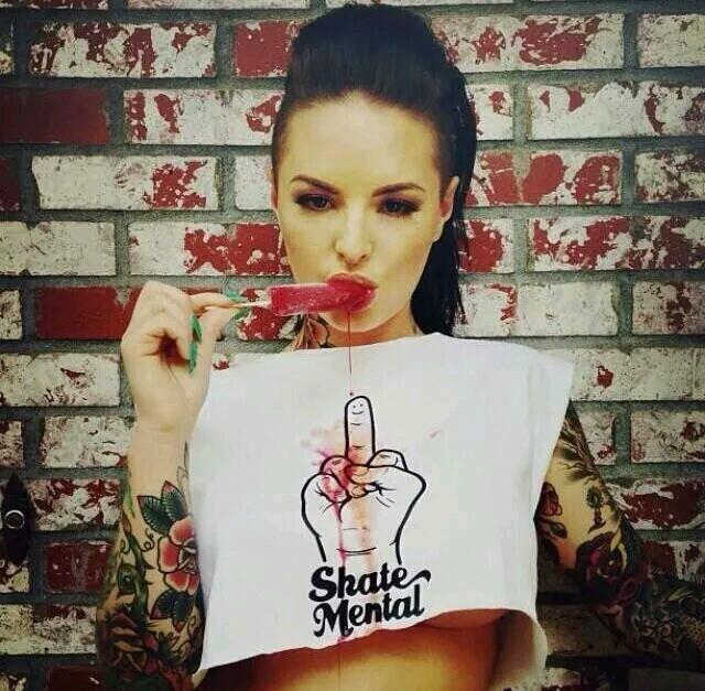 só o amor pode encher a vida de sentido