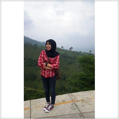 thiasncus's profile picture. uminingtias octaviany | 15 oktober 1996 | semua yang baik akan berakhir baik pula :)