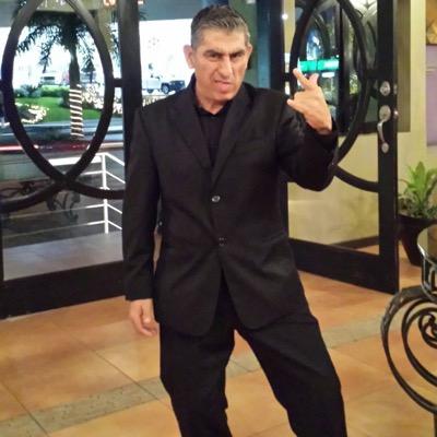 Docente, bohemio, la música, el cine y la lectura... ecléctico
