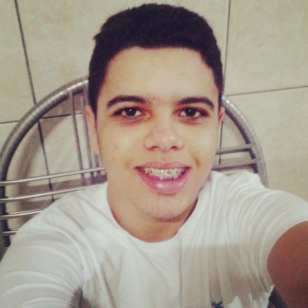 DEUS acima de tudo.