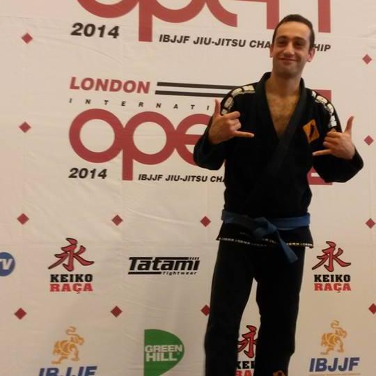 I like Brazilian Jiu-Jitsu and Yoga. I love Sun, Beach, Sea, Palms and Açaí. Currently living the BJJ lifestyle. Purple Belt. 2x European Champion.