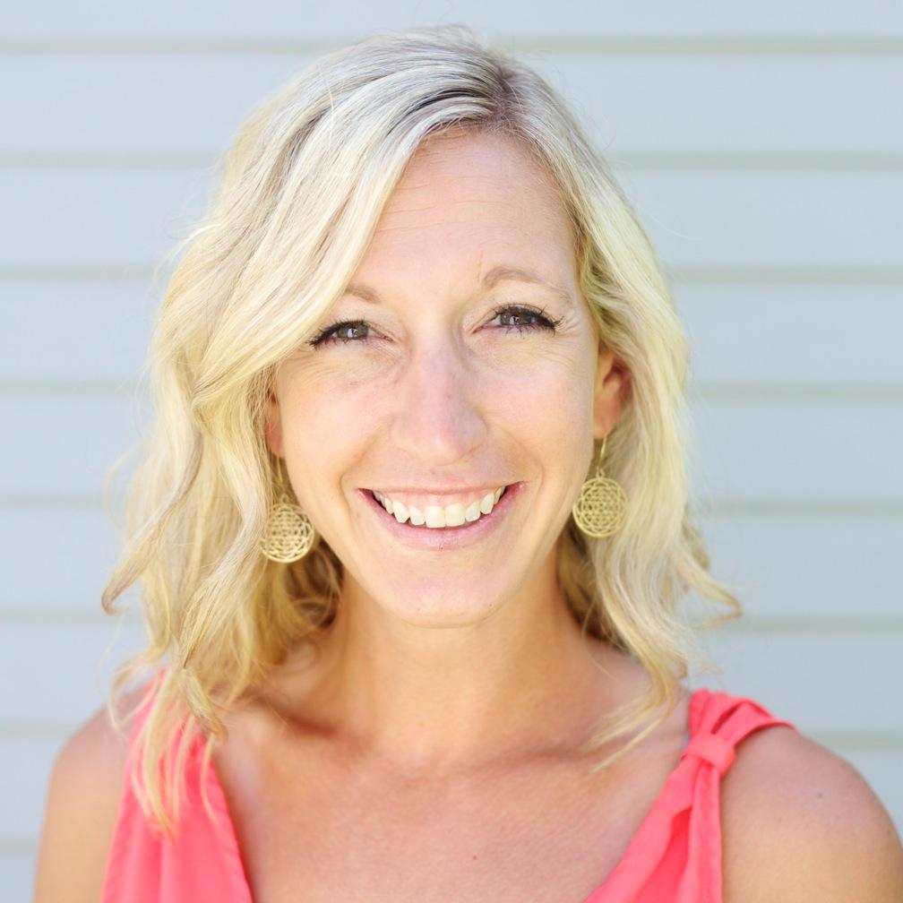 LIVE, Interactive Yoga! Weekly classes online.
Yoga Instructor + Franklin Method Educator