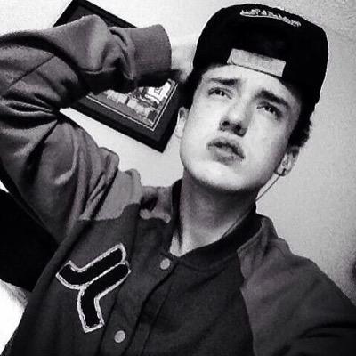 Help_Mitch's profile picture. Help Mitchell meet Ellen please.!! @MitchTheLord (( Mitchell Hladchuk ))