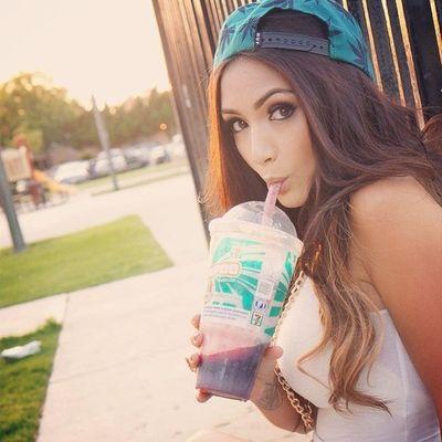 Sveta16684184's profile picture. 