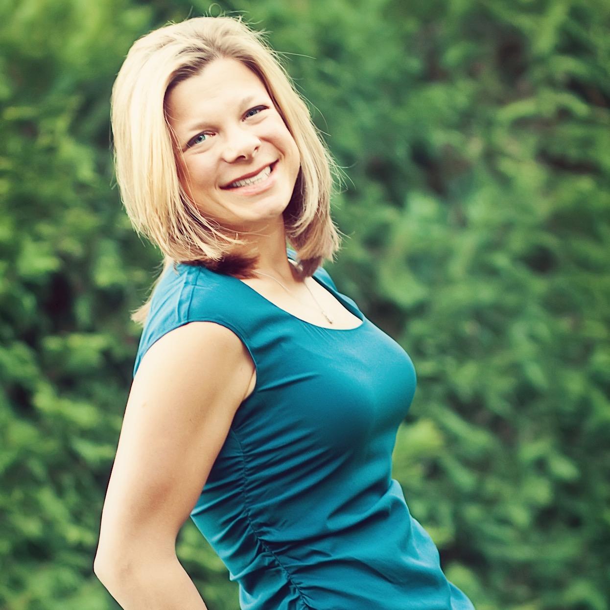 I am a registered dietitian providing writing and speaking services. Check out my website and Facebook business page for ways we can work together!