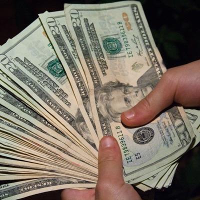Dm to learn how to make money quick and easy right in your home! We will help you step by step!