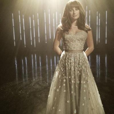Hi I am Rachel Barbra Berry from Glee. : I love @01_quarterback