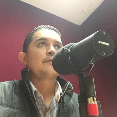 Cronista Deportivo y Conductor de Noticias, amante del beisbol. La Caliente 90.5 FM, Nada mejor que el Deporte