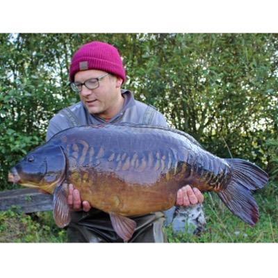 Sales & Marketing Manager at @trakker_carp. Carp angler, gym freak, father of 2. Fan of good food, beer, wine & those folk that enjoy life. Views my own.