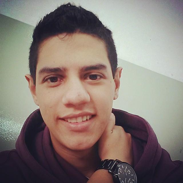 Estudante de Engenharia de Software -  Geminiano - 19 anos - https://t.co/8sFMCpi926