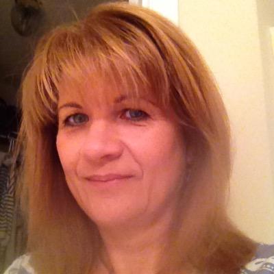 painterliz's profile picture. painter of everything, queen of upcycling, earth keeper, mother, dog lover, swede, jack of all trades, master of just a few.