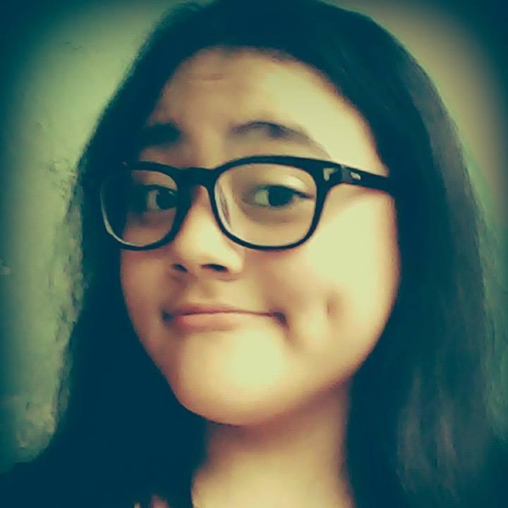 Me gusta cantar, bailar y vivir la vida a cada instante :)